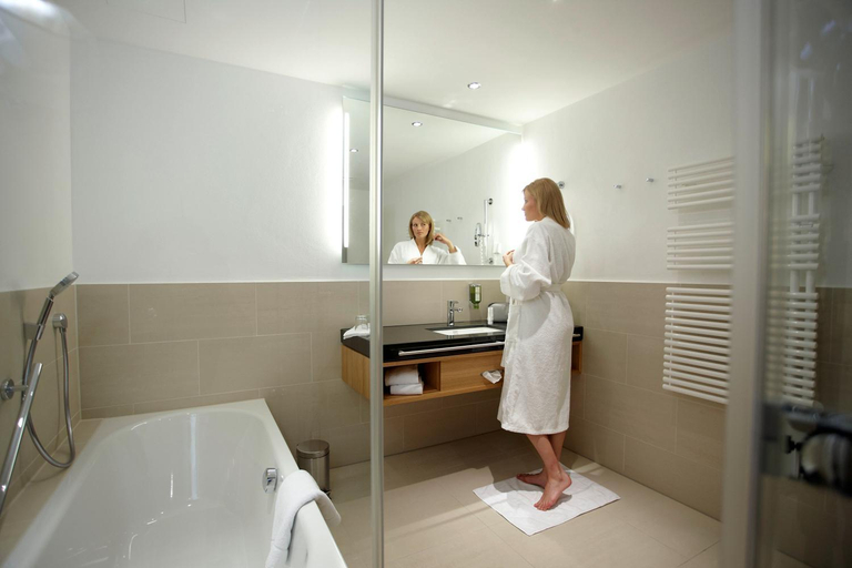 Bathroom 4, Hotel Falken, Memmingen