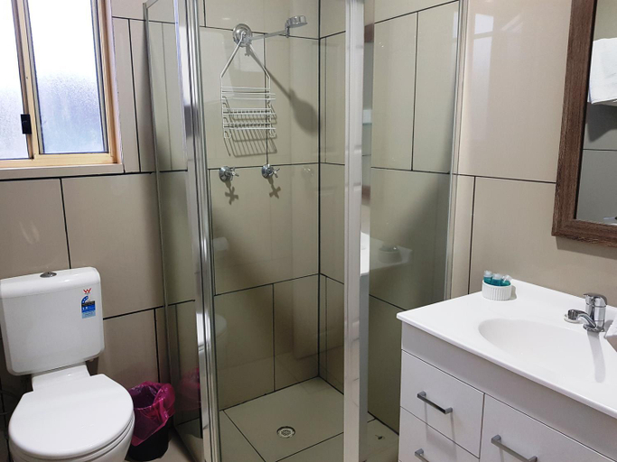 Others 5, Amaroo Resort, Shoalhaven - Pt B
