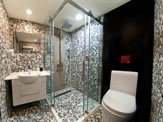 Bathroom 5