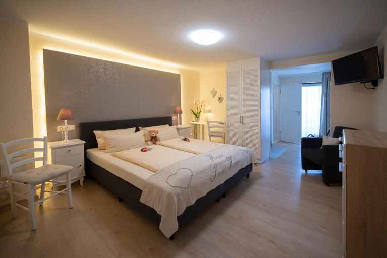 Bedroom 8
