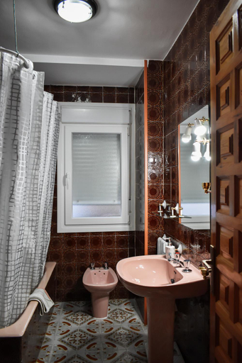 Bathroom 3, Mirador Alegre, Soria