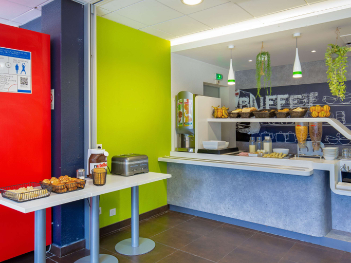 Food & Drinks 5, ibis budget Grenoble Sud Seyssins, Isère