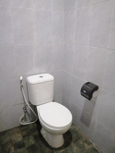 Bathroom 27