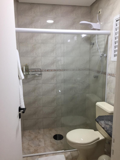 Bathroom 2, Flat Amarilis apto inteiro, Bertioga