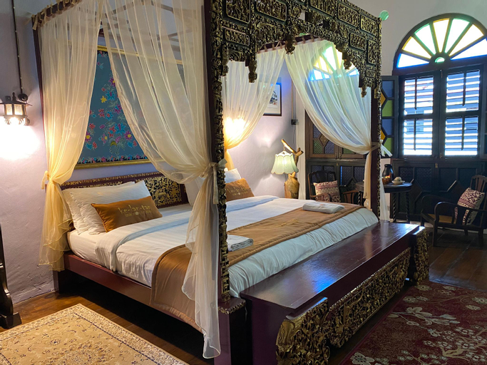 Bedroom 8