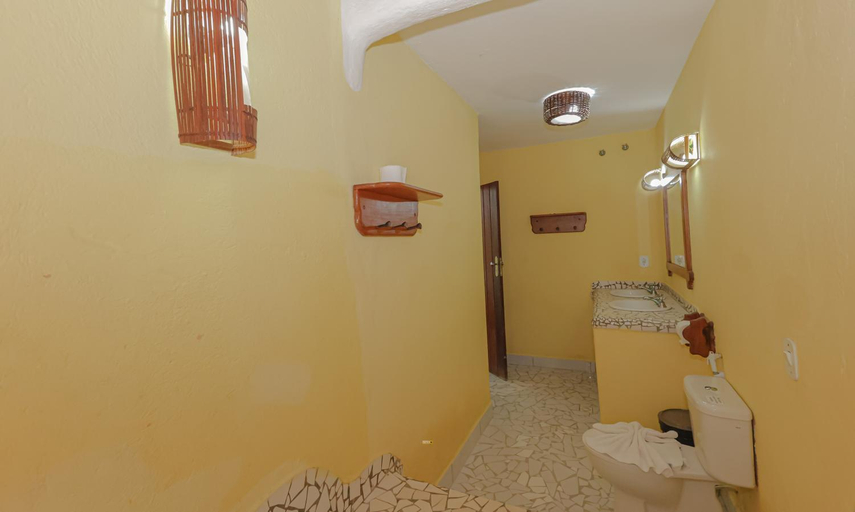 Bathroom 4, Estacao Santa Fe Hotel e Pousada, Porto Seguro