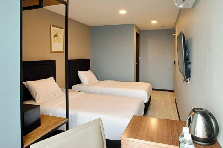 Bedroom 13