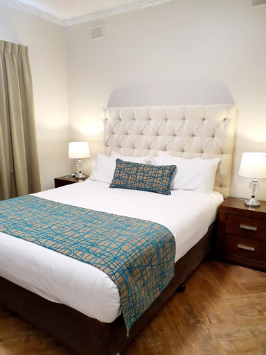 Largs Pier Hotel, Adelaide