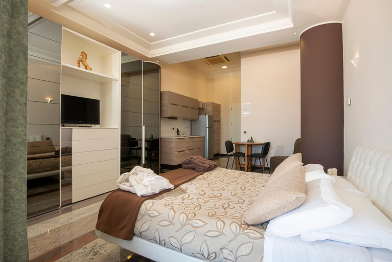 Others 3, Hotel Residence Imperial, Rimini