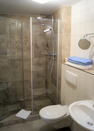 Bathroom, Wirtshaus & Pension "Zum Hammer", Bautzen