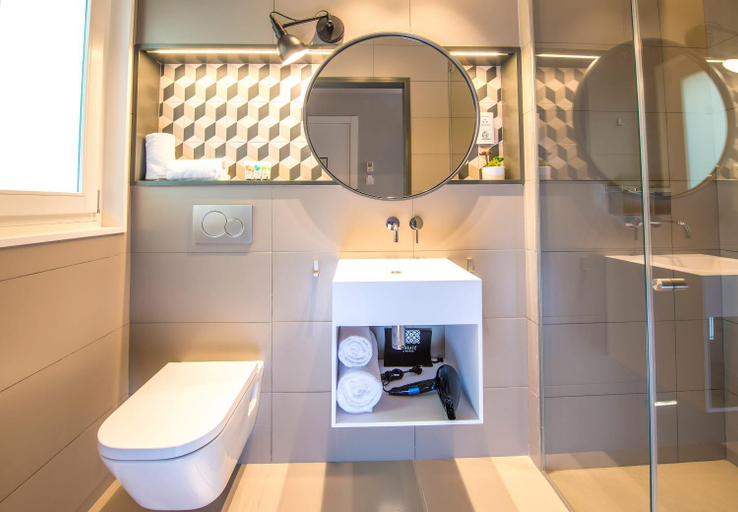 Bathroom 3, Ona Hotels Mosaic, Barcelona