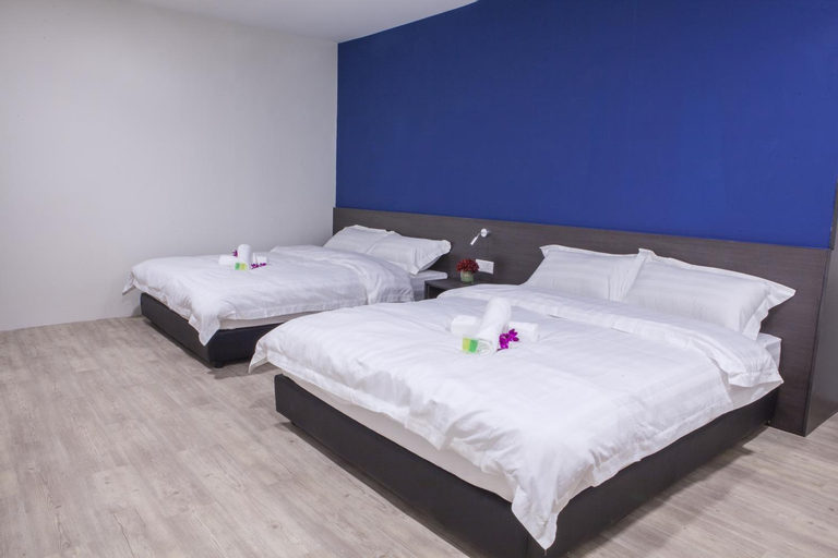 Bedroom 13