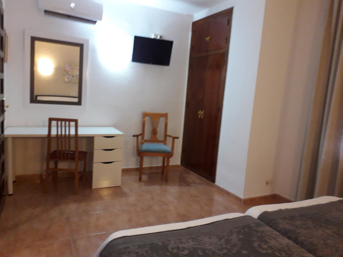 Bedroom 4, Hotel Goya, Granada
