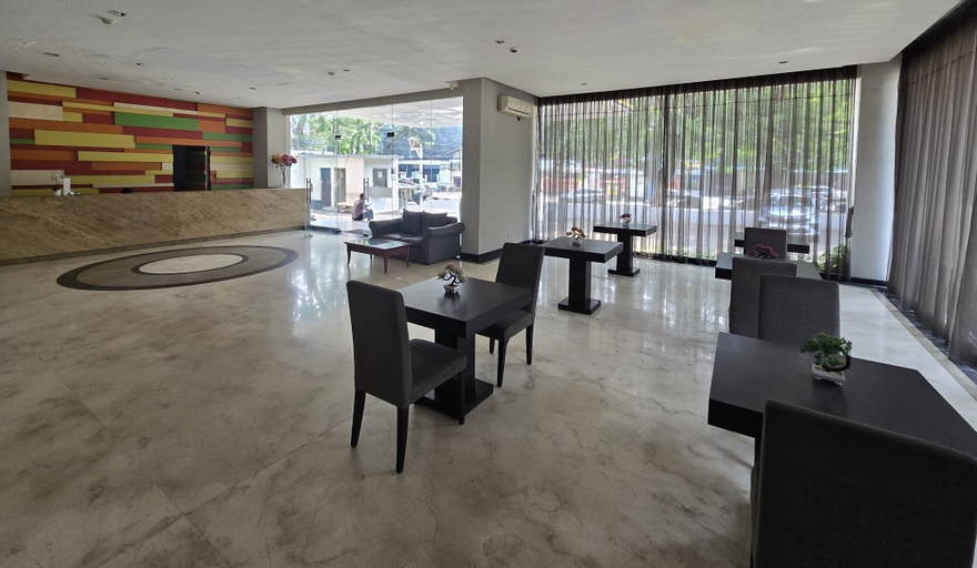 Food & Drinks 2, N3 Hotel Zainul Arifin, Central Jakarta
