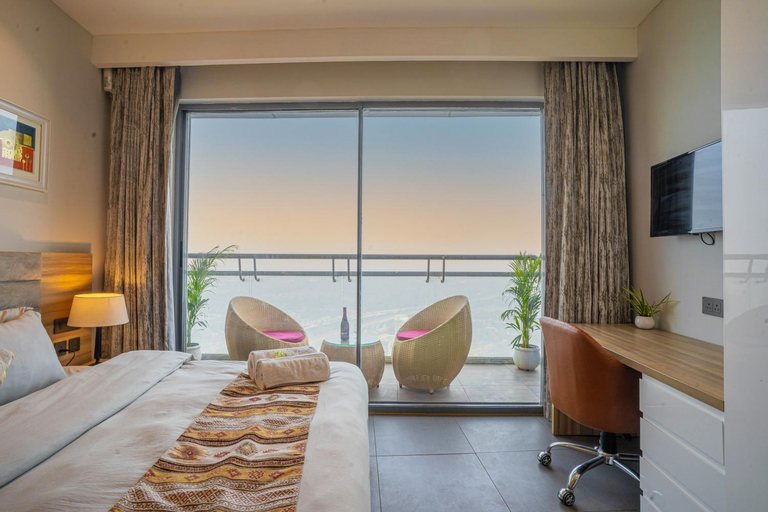 Hostie Asita - Studio Apartments with Pvt Kitchenette, Noida, Gautam Buddha Nagar