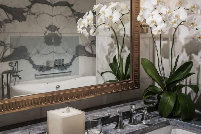 Bathroom 4