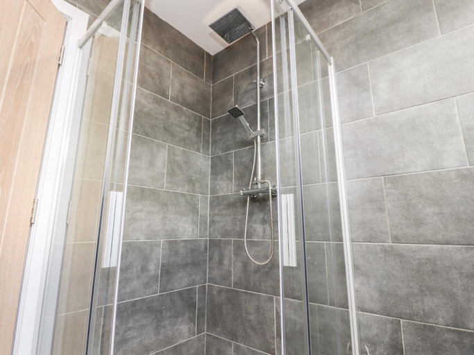 Bathroom 2, Box Tree Escapes, Lancashire