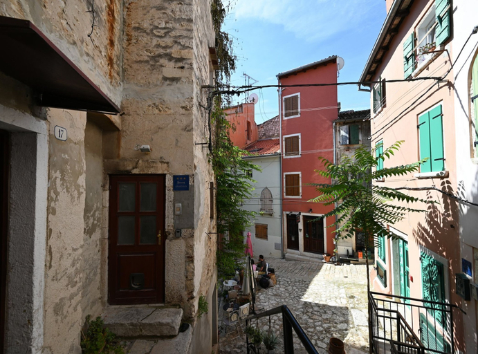 Exterior & Views 2, Radiant and Trendy Downtown Rovinj Apartment, Rovinj