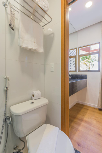 Bathroom 4, Bristol Guararapes Hotel, Fortaleza
