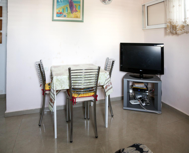 Others 5, Apartments Petah Tiqwa