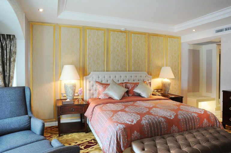 Bedroom 8