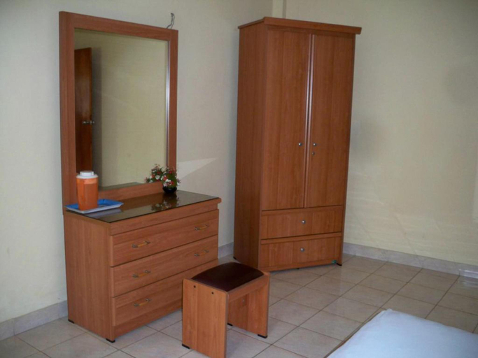 Bathroom 3, Yoho Hotel Red Rose, Negombo