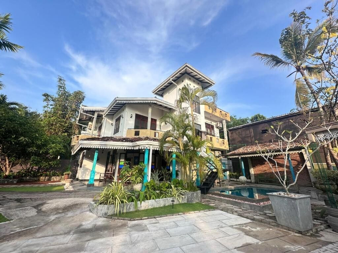 Exterior & Views 2, The Vitamin Sea Villa, Ambalangoda