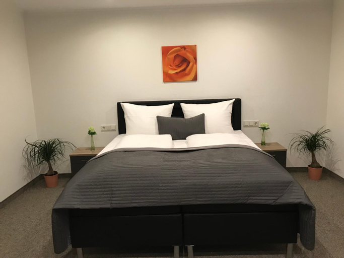 Bedroom 15