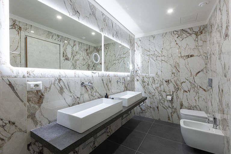 Others 4, KOSMO ROME Luxury, Roma
