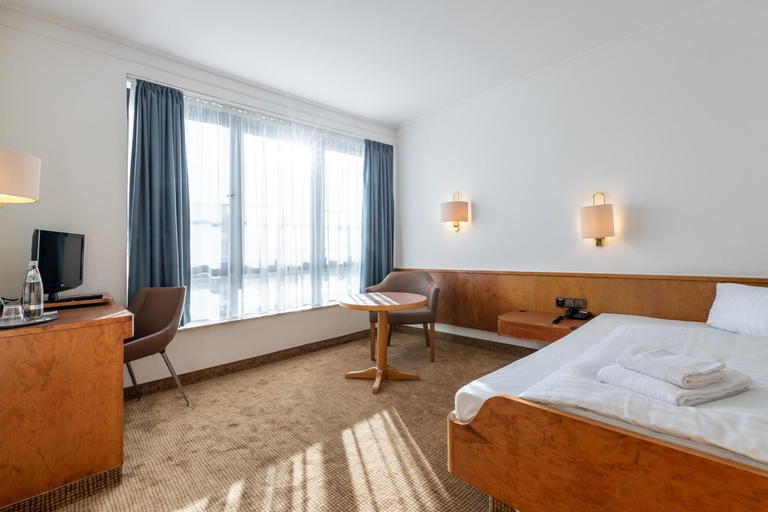 Bedroom 9