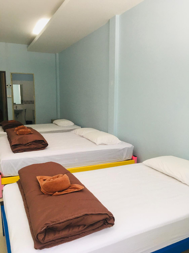 Bedroom 3, Khaosok Secret Hostel, Phanom