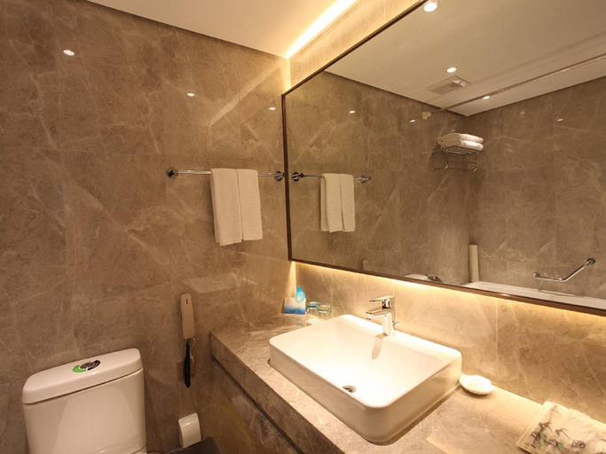Bathroom 4, Dalian Bohai Pearl Hotel, Dalian