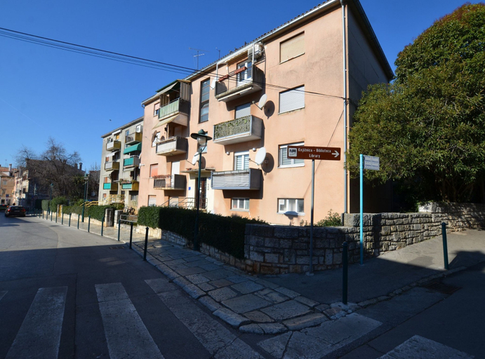 Exterior & Views 2, Warm and Welcoming Apartment With Balcony, Rovinj