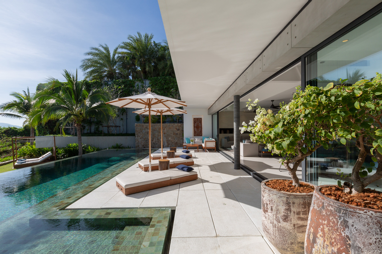 Swimming Pool 4