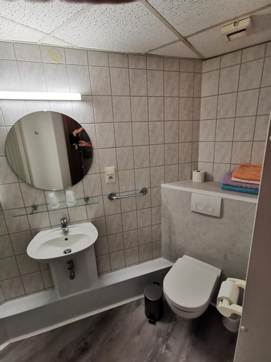 Bathroom 5