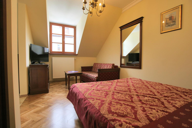 Bedroom 8