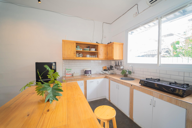Dining Room 11