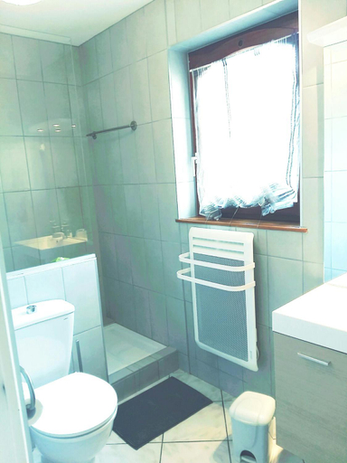 Bathroom, B&B bio new, Bas-Rhin
