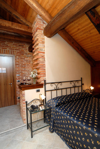 Bedroom 19