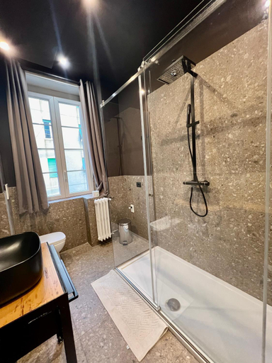 Bathroom 6