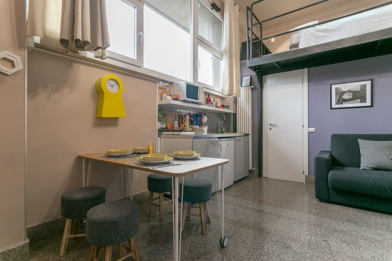 Others 4, Spacious Studio in via Sammartini 33, Milano