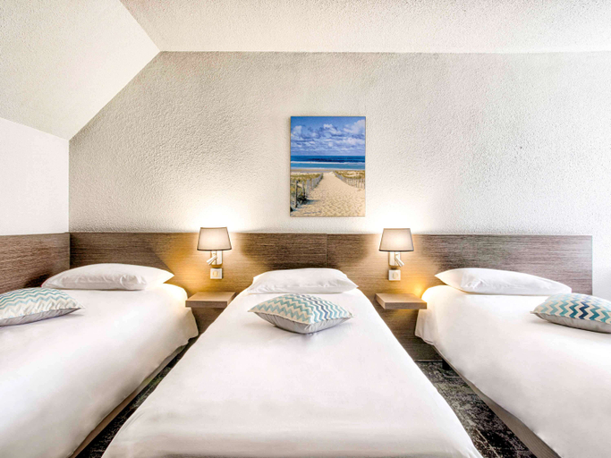 Bedroom 3, Mercure Cabourg - Hotel & Spa, Calvados