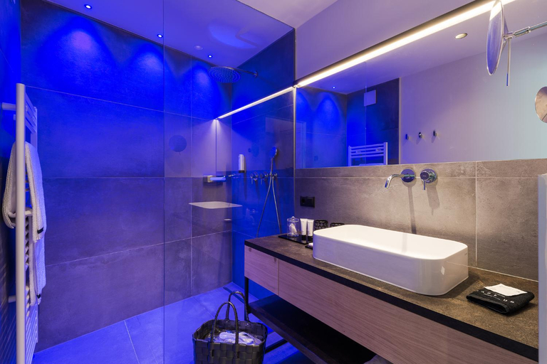 Bathroom 4, Hotel Das Dorner, Bolzano