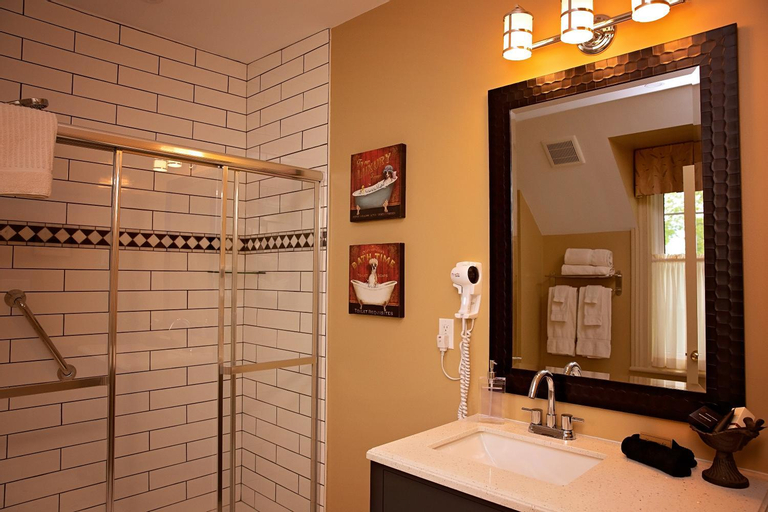Bathroom 5