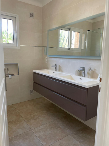 Bathroom 4, Villa Aloes - proche des plages, Var