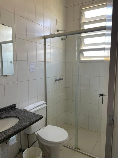 Bathroom 3, Canasvieiras, Florianopolis