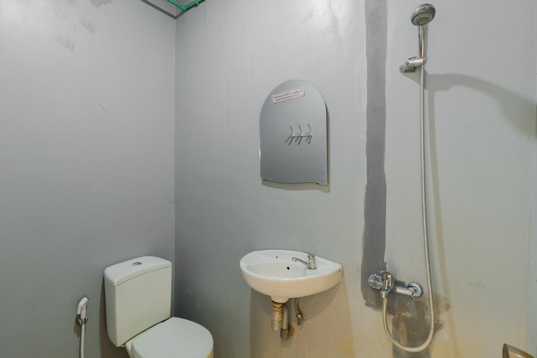 Bathroom 6