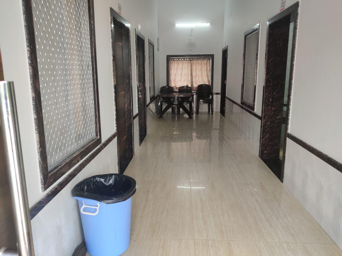 Others 3, Goyal Bhavan, Sikar