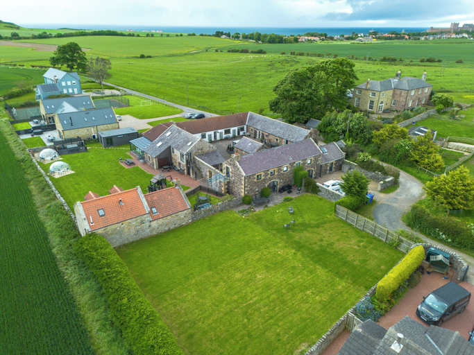 Exterior & Views 2, Hayloft Cottage - North East Escapes, Northumberland