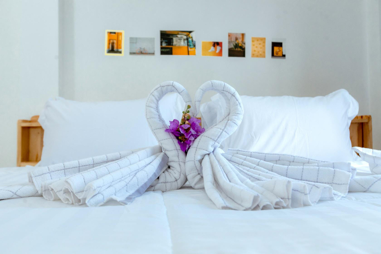 Bedroom 3, Phanomrung Hostel & Linn Chan Cafe , Chalermphrakiet
